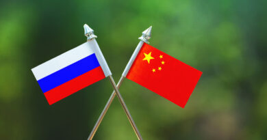 Россия начала продавать газ Китаю за рубли и юани